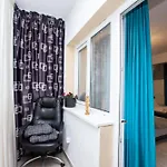 Apartment 21 *